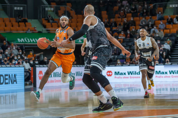 湖人教练组 湖人教练组