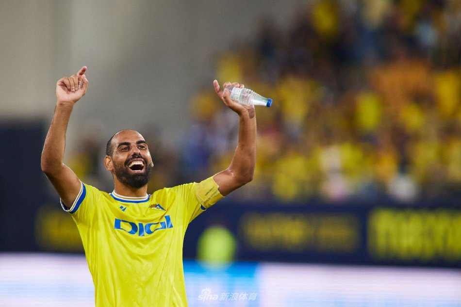 德甲积分榜 德甲积分榜