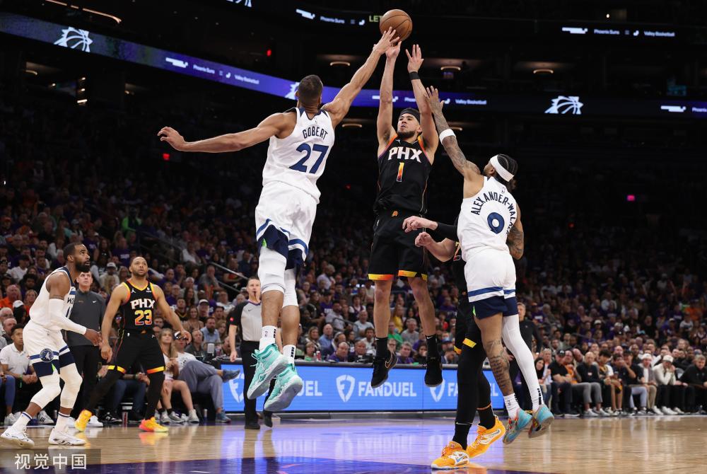 马丁内斯时 马丁内斯时