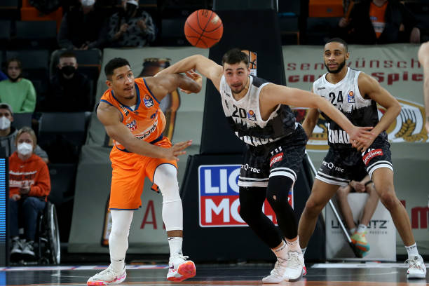 着小组出线 着小组出线