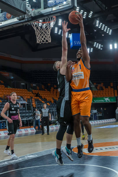 会考虑调整 会考虑调整